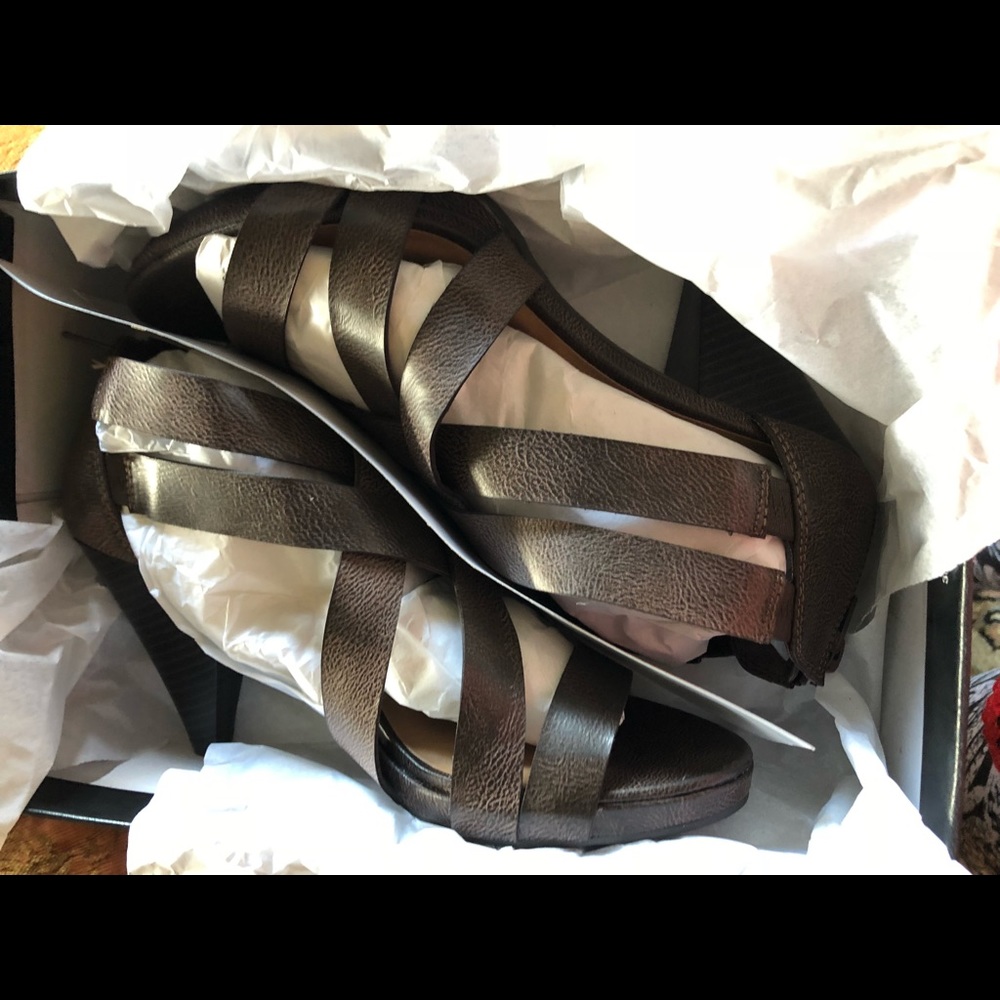 CL laundry wild party shoes